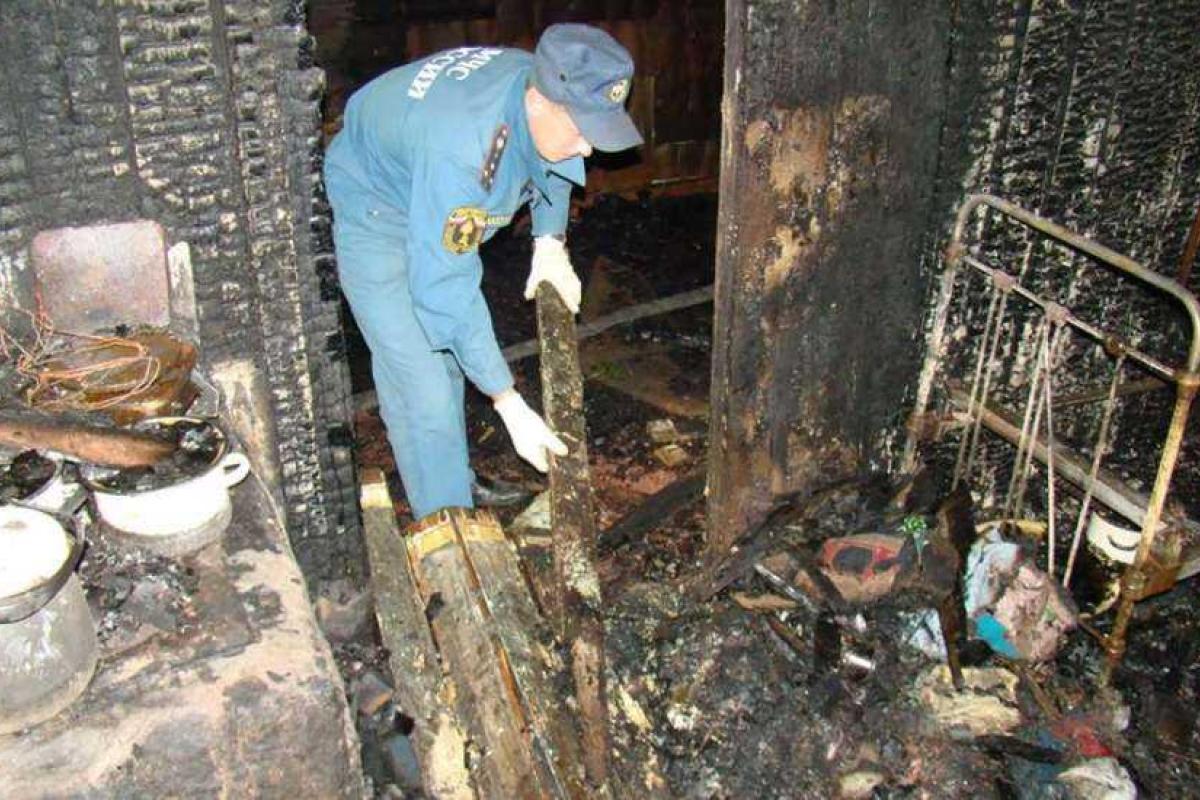 Российские спасатели обнаружили тело шестилетнего ребенка с перерезанным горлом Российские спасатели обнаружили тело шестилетнего ребенка с перерезанным горлом