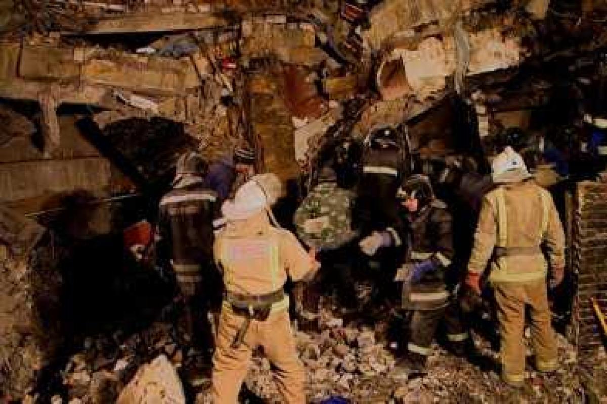 На руинах взорвавшегося дома под Одессой нашли тело мальчика 