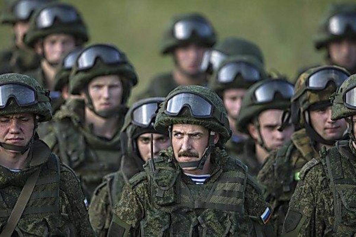 Сотня российских солдат прибыла в Макеевку Сотня российских солдат прибыла в Макеевку