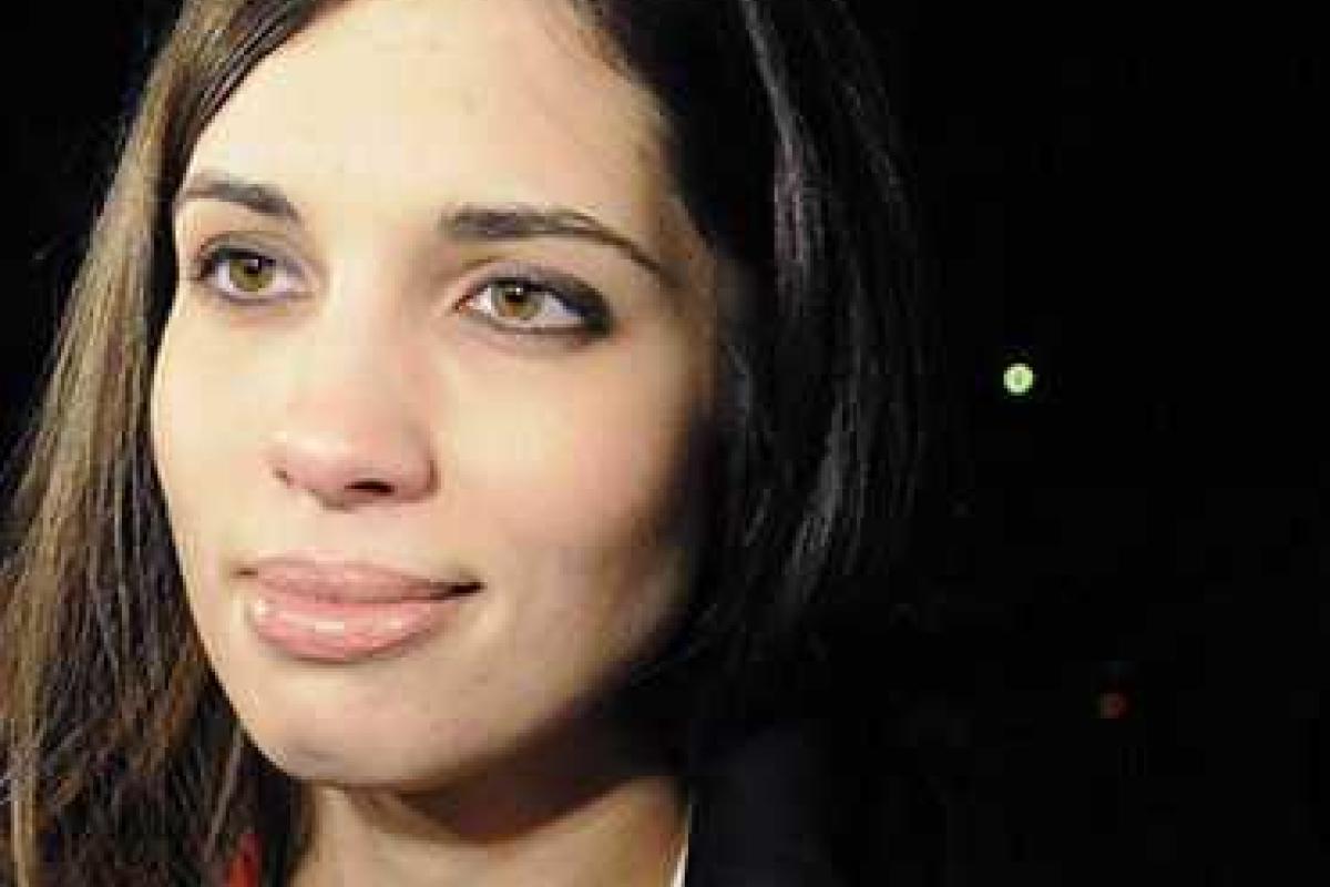 Эпатажная участница панк-группы Pussy Riot Надежда Толоконникова приехала в Киев