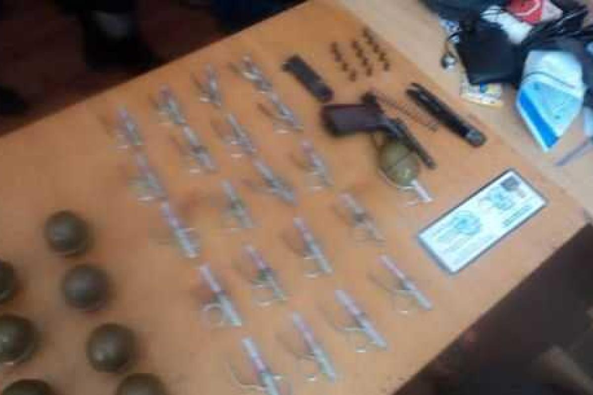 В Одесской области СБУ задержало торговца оружием, привезенным из зоны АТО В Одесской области СБУ задержало торговца оружием, привезенным из зоны АТО