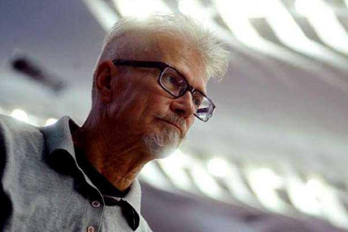 Одиозного российского оппозиционера Лимонова госпитализировали в реанимацию