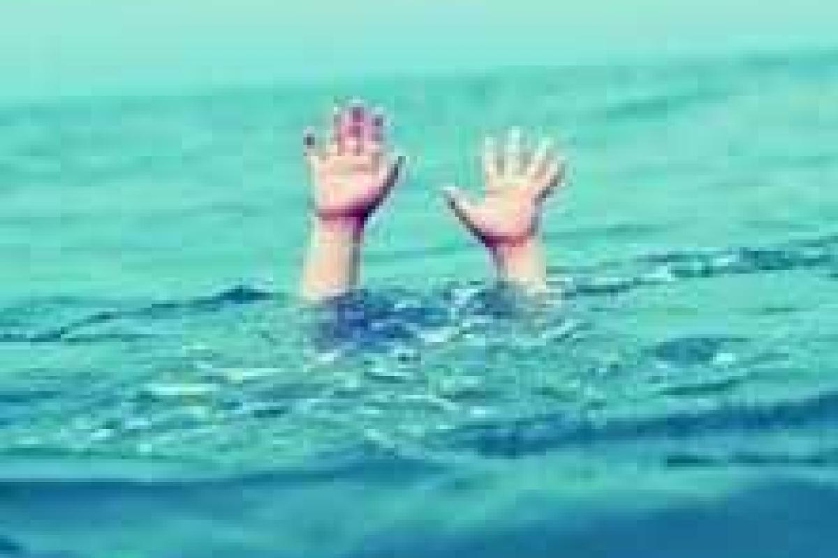 Трагедия на Закарпатье: 3-летний малыш случайно упал в реку и утонул Трагедия на Закарпатье: 3-летний малыш случайно упал в реку и утонул