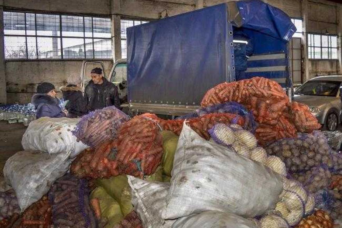 В магазинах Донецка и Макеевки уже появилась в продаже гуманитарка из юбилейного «гумконвоя» В магазинах Донецка и Макеевки уже появилась в продаже гуманитарка из юбилейного «гумконвоя»