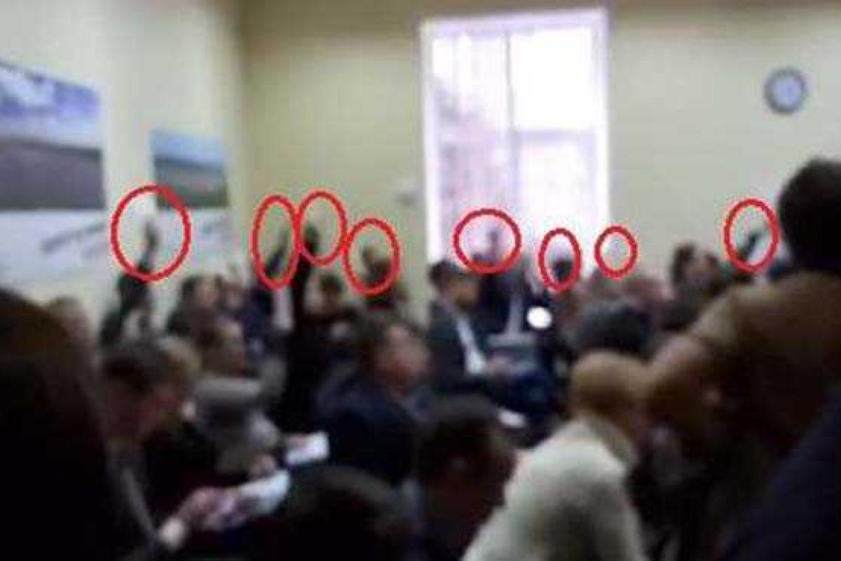 На закрытом съезде БПП не хватило голосов, чтобы лишить нардепа Фирсова мандата