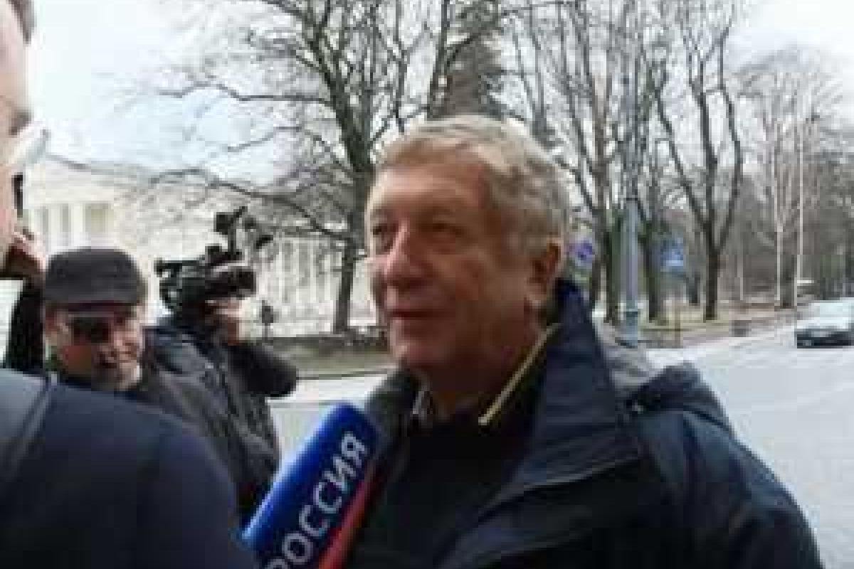 Оппозиционер Боровой "плюнул" в лицо пропагандистам из РФ