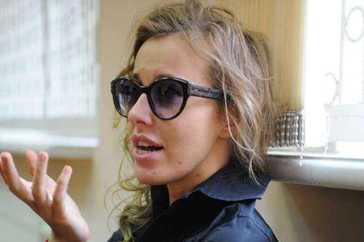 Собчак попросила Шнурова взять ее солисткой в группу «Ленинград»