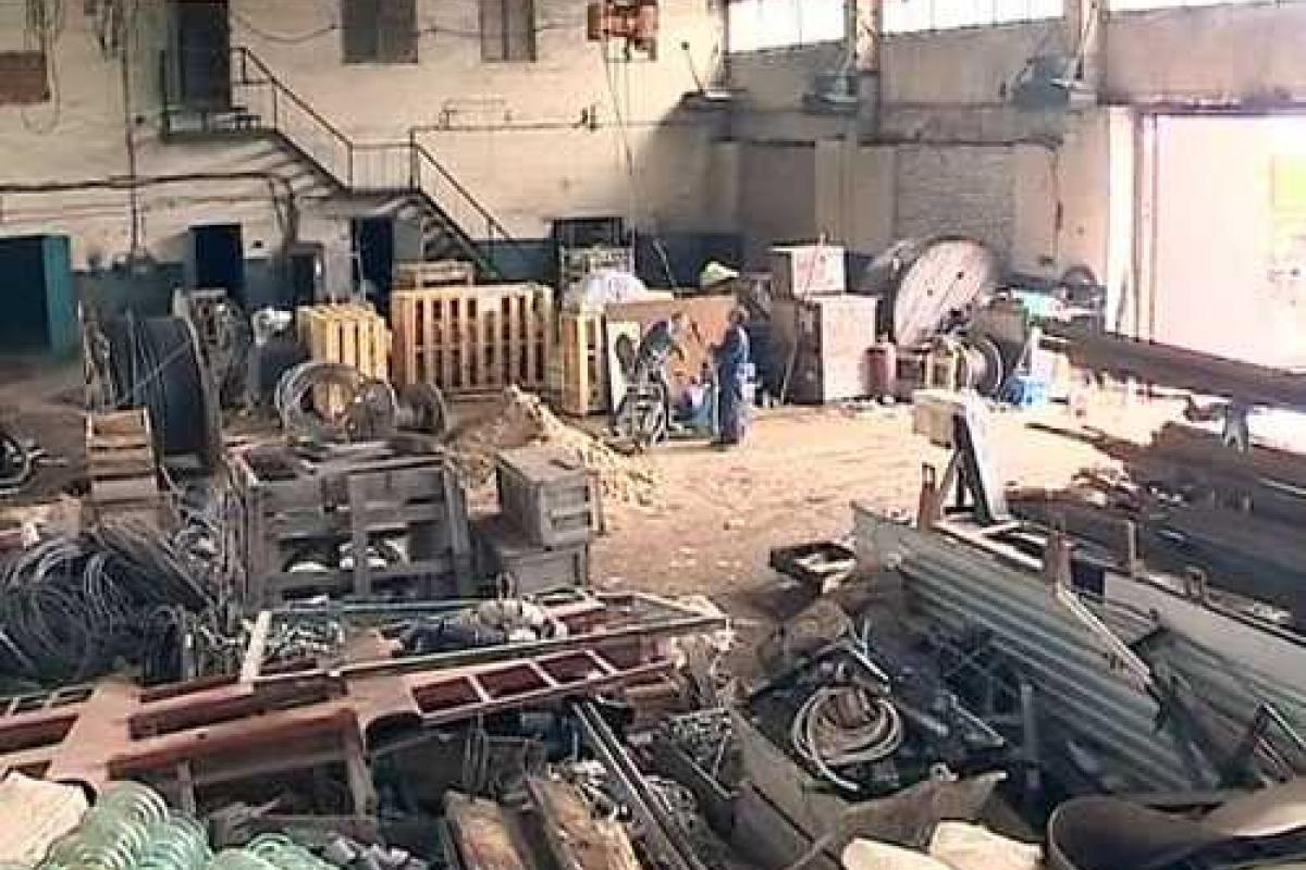 Боевики вывозят еще два завода в Россию