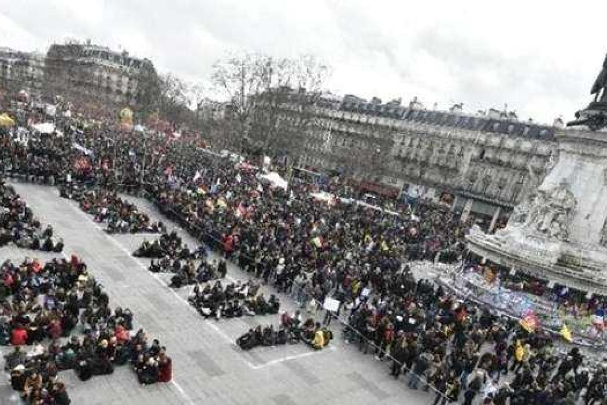 Во Франции вспыхнули массовые протесты против трудовой реформы