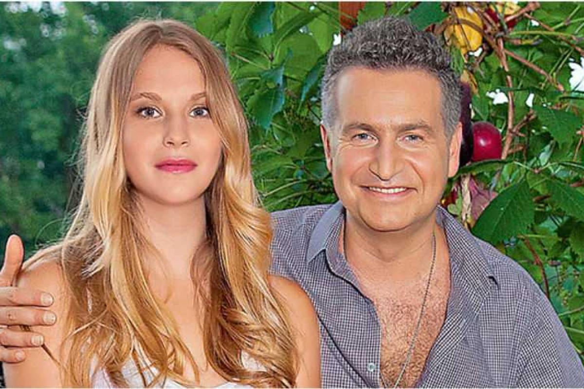 Агутин трогательно поздравил в днем рождения старшую дочь Полину