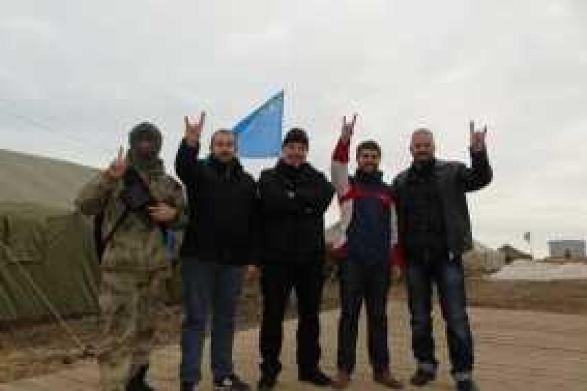 Участники блокады Крыма помогают пограничникам нести службу Участники блокады Крыма помогают пограничникам нести службу