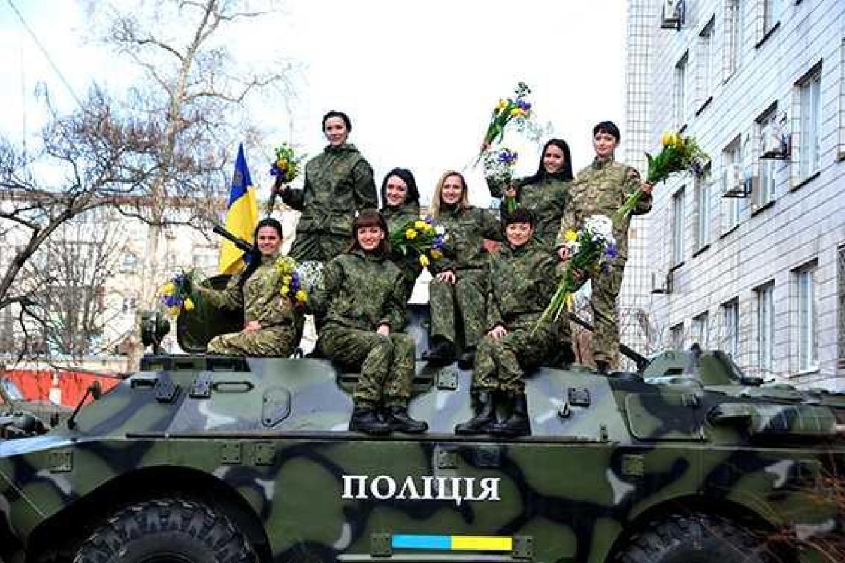 В Мариуполе поздравят женщин, которые преданно работают в зоне АТО В Мариуполе поздравят женщин, которые преданно работают в зоне АТО