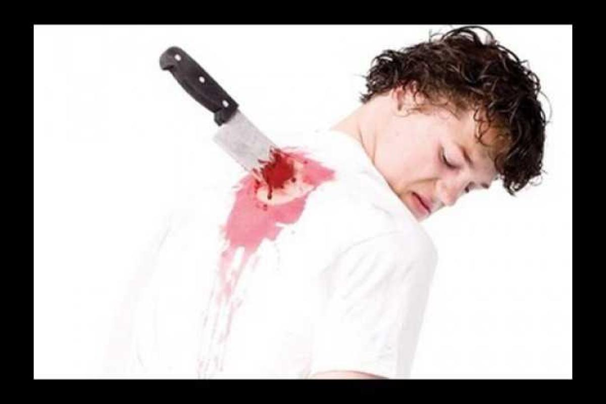 На Луганщине ревнивец ударил соперника ножом