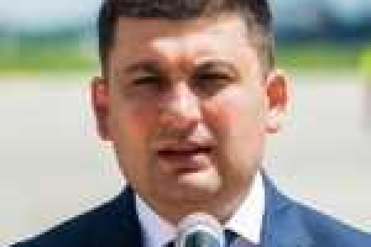 Гройсман потребовал расследовать трагедию с погибшими под Одессой маленькими детьми