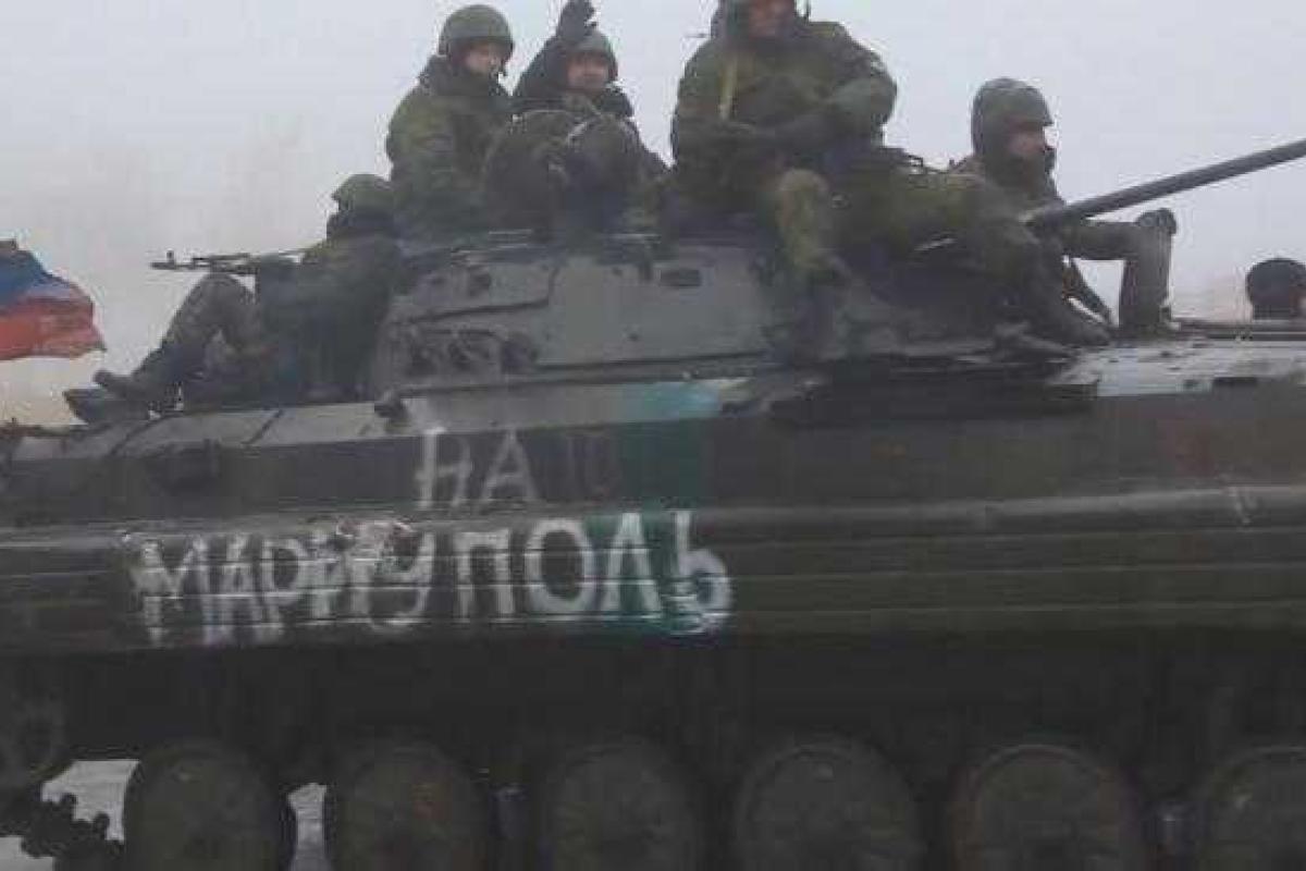 Под Донецком замечена танковая рота боевиков Под Донецком замечена танковая рота боевиков