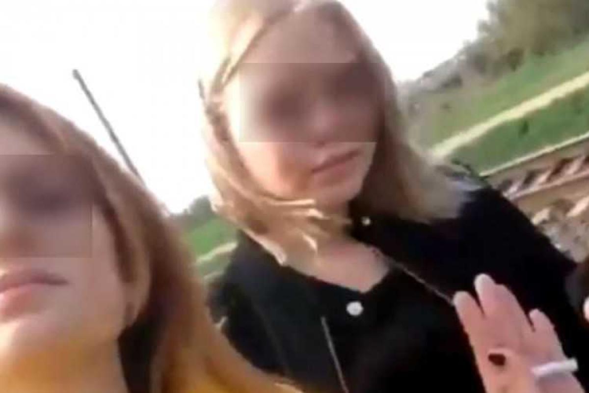 Кубанские студентки сняли прощальное видео перед смертью под колесами поезда