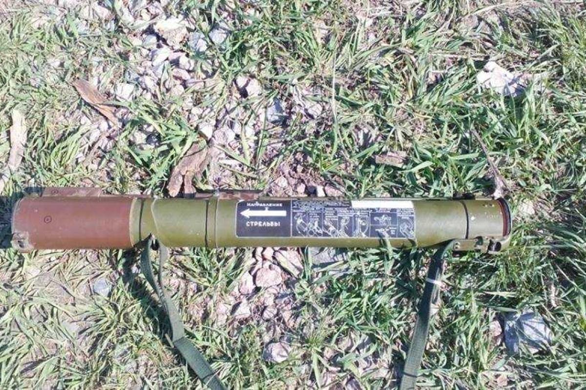 СБУ разоблачила на Донбассе 4 схрона с оружием СБУ разоблачила на Донбассе 4 схрона с оружием