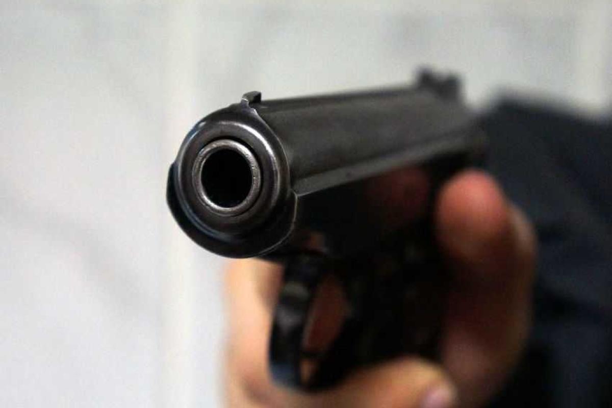 В Киеве неизвестные в масках расстреляли местного жителя В Киеве неизвестные в масках расстреляли местного жителя