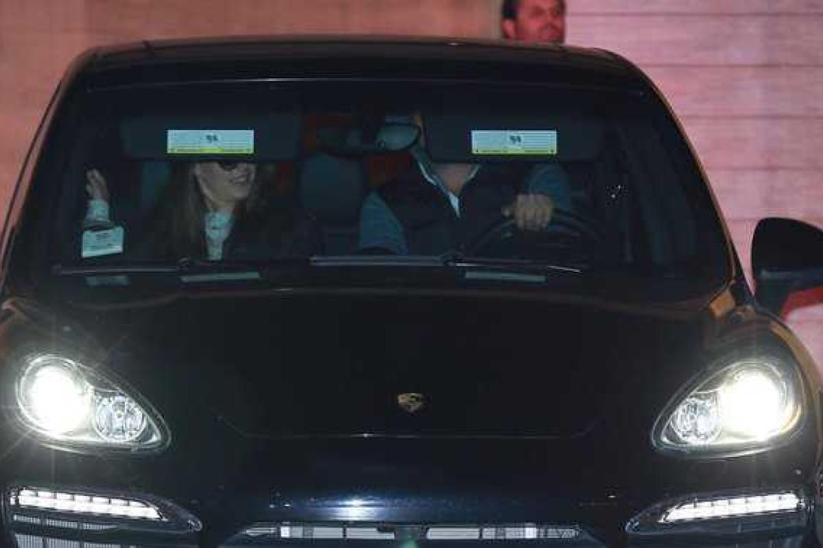 Леонардо Ди Каприо застали с неизвестной брюнеткой 