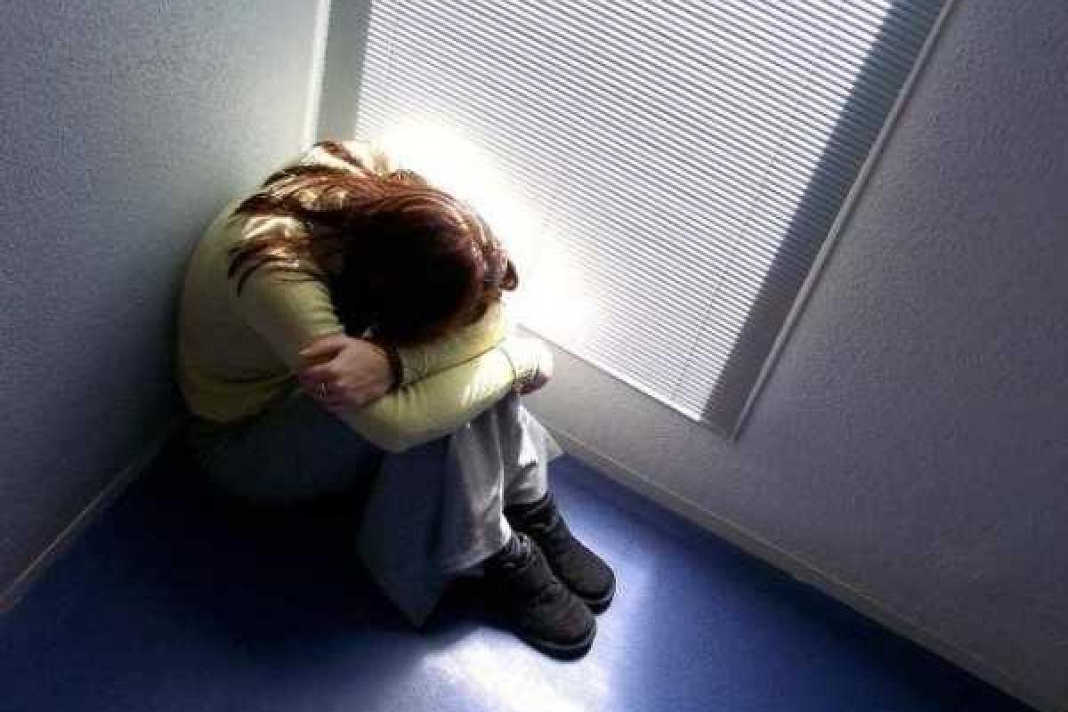 В Бурятии девочка-подросток родила ребенка и убила себя