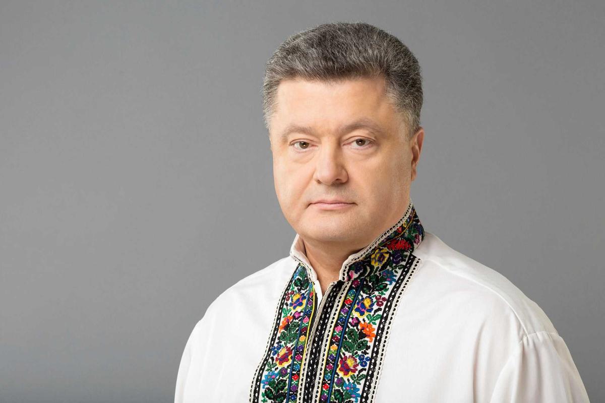 Порошенко призвал украинцев учить английский язык Порошенко призвал украинцев учить английский язык