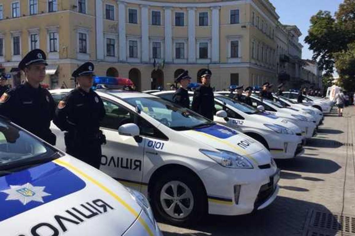 Полицию Одессы перевели на усиленный режим Полицию Одессы перевели на усиленный режим