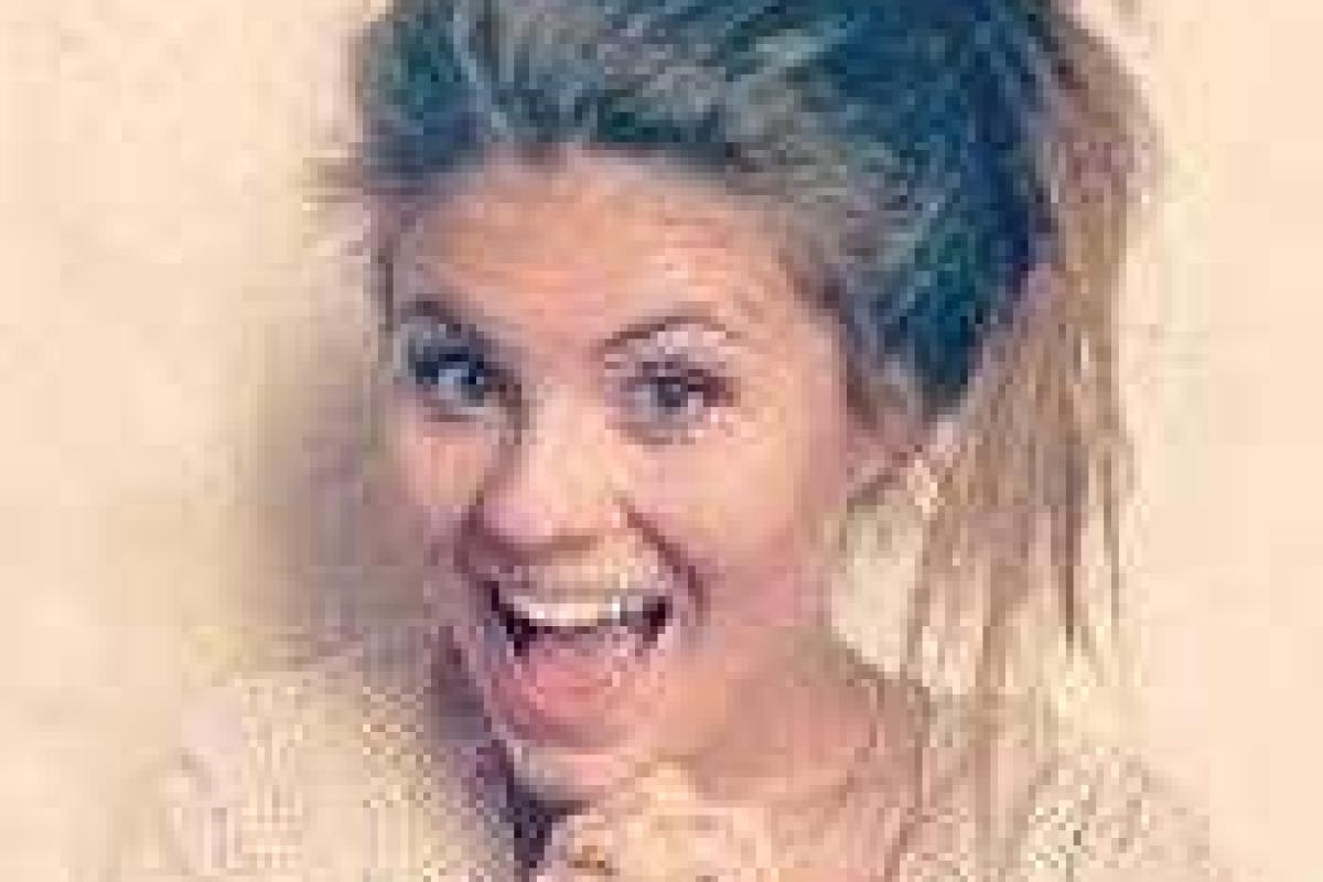 Родной отец дочери певицы Валерии перепутал ее с девушкой легкого поведения