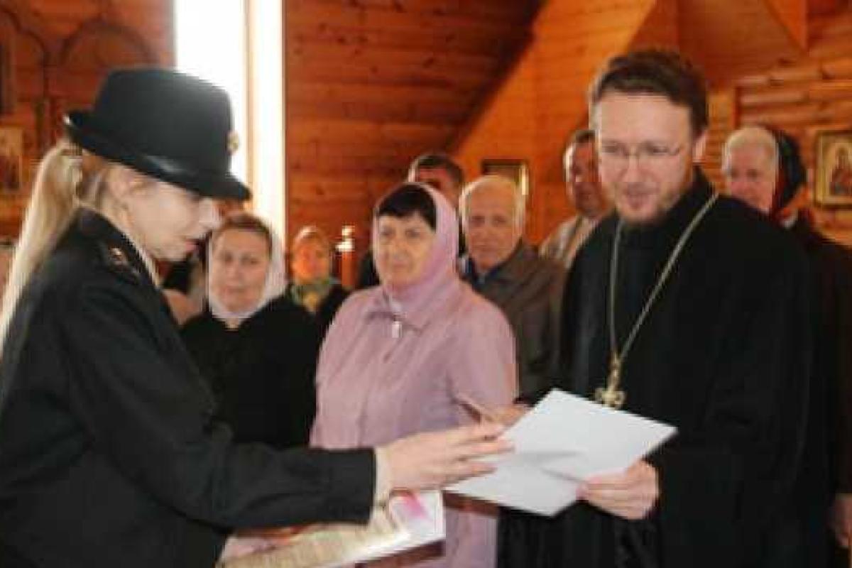 В преддверии Пасхи спасатели совершили проверку пожарной безопасности храмов В преддверии Пасхи спасатели совершили проверку пожарной безопасности храмов