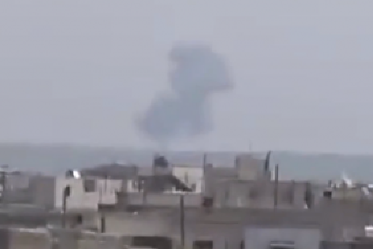 В Сирии уничтожен очередной самолет: пикирующий Су-22 попал в объектив камеры ликующих боевиков