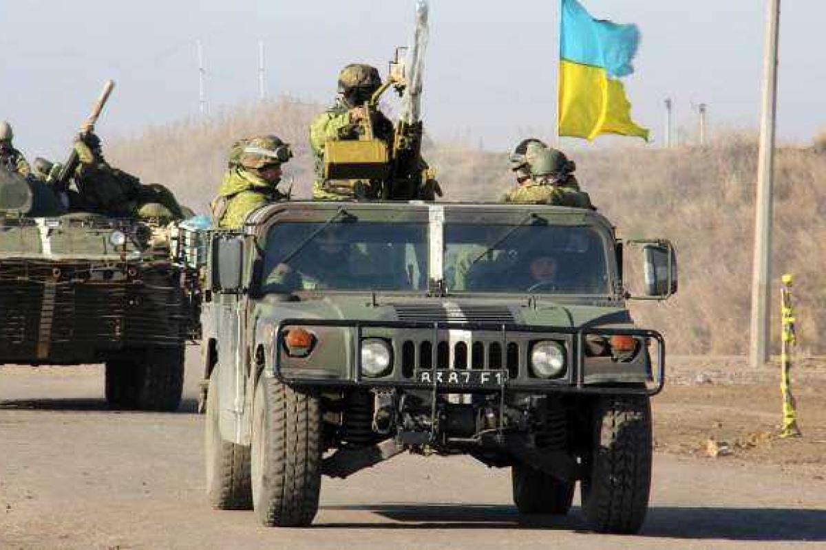 Порошенко заявил, что Украина не будет освобождать Крым силой Порошенко заявил, что Украина не будет освобождать Крым силой