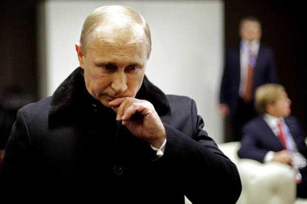 Путин срочно ищет план для спасения, — Bloomberg Путин срочно ищет план для спасения, — Bloomberg