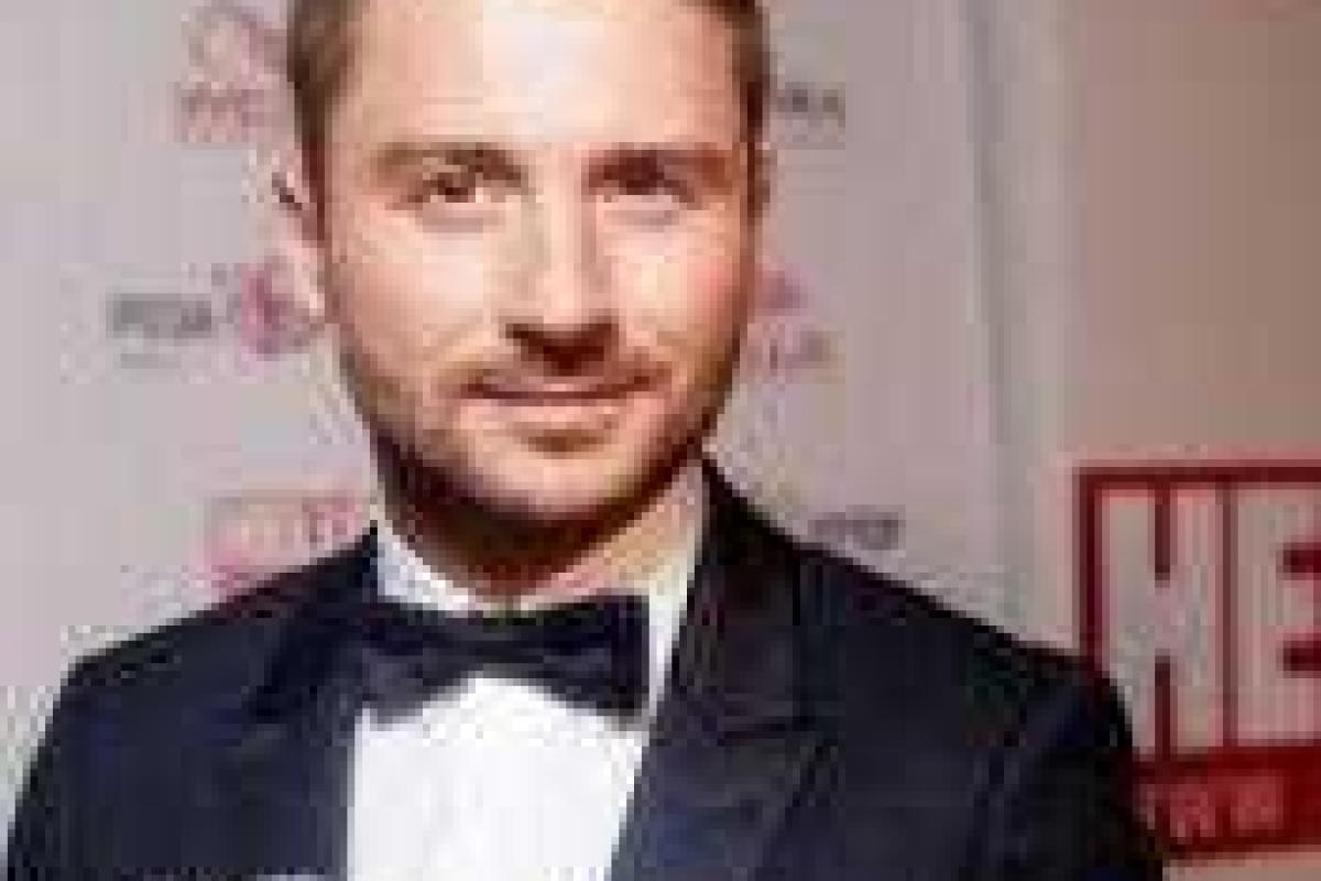 Певец Сергей Лазарев упал в обморок во время концерта