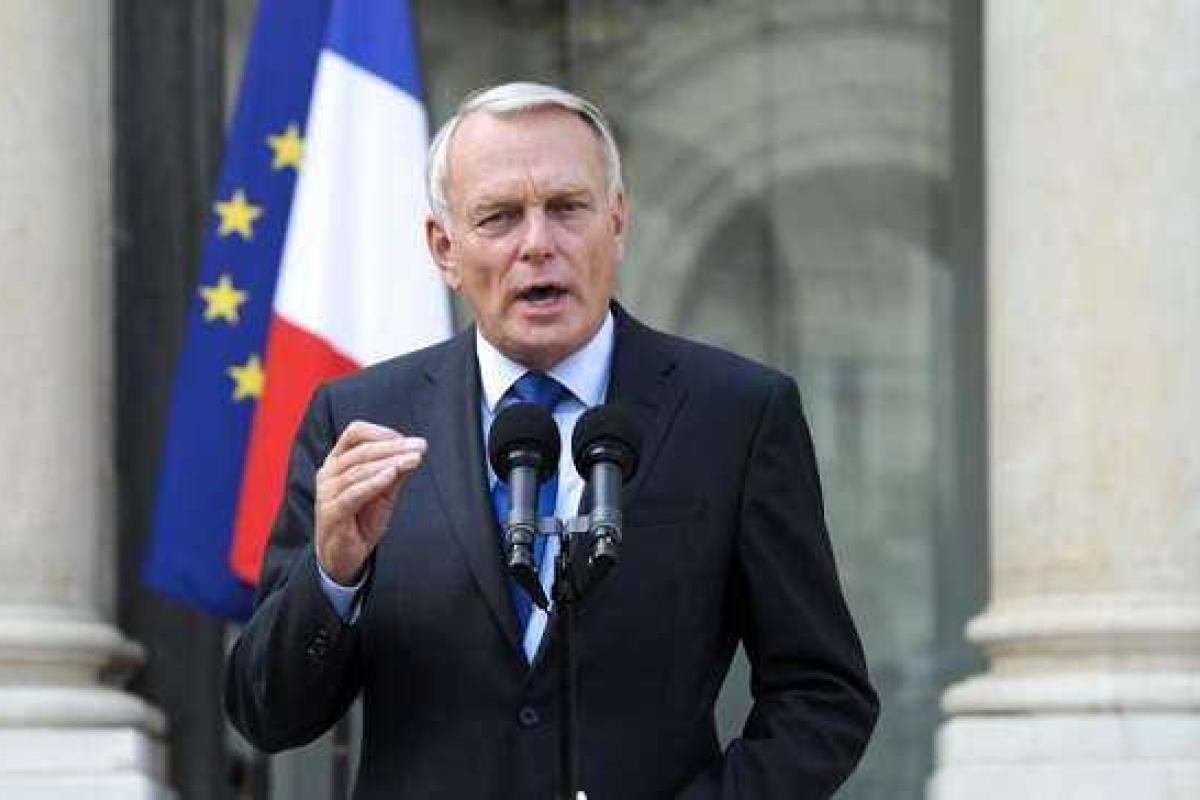 МИД Франции призвал Киев изменить Конституцию для «особого статуса» Донбасса