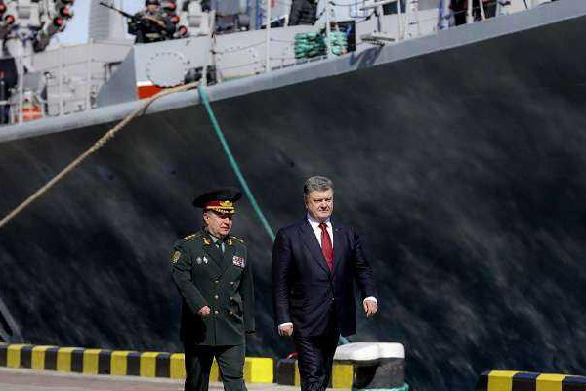 Порошенко назначил нового командующего ВМС Украины Порошенко назначил нового командующего ВМС Украины