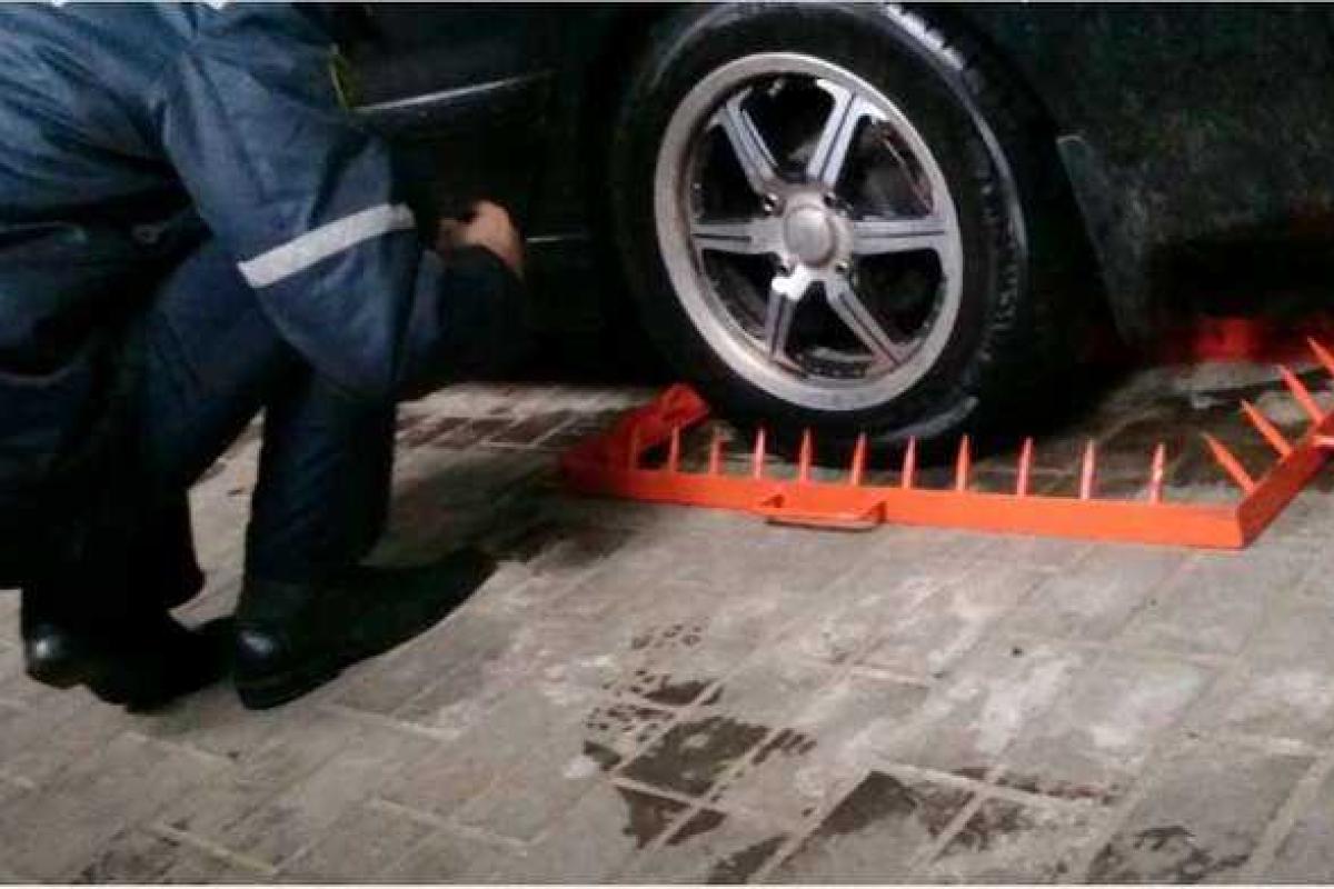 Украинских журналистов раздели до трусов на белорусской границе за сюжет о Лукашенко