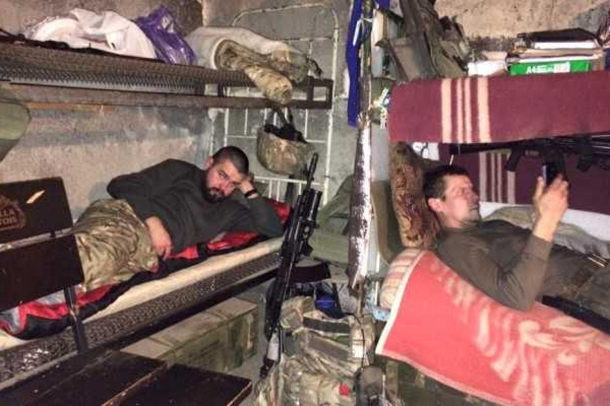 В зоне АТО за прошлые сутки трое погибших и один раненый - Мотузяник В зоне АТО за прошлые сутки трое погибших и один раненый - Мотузяник