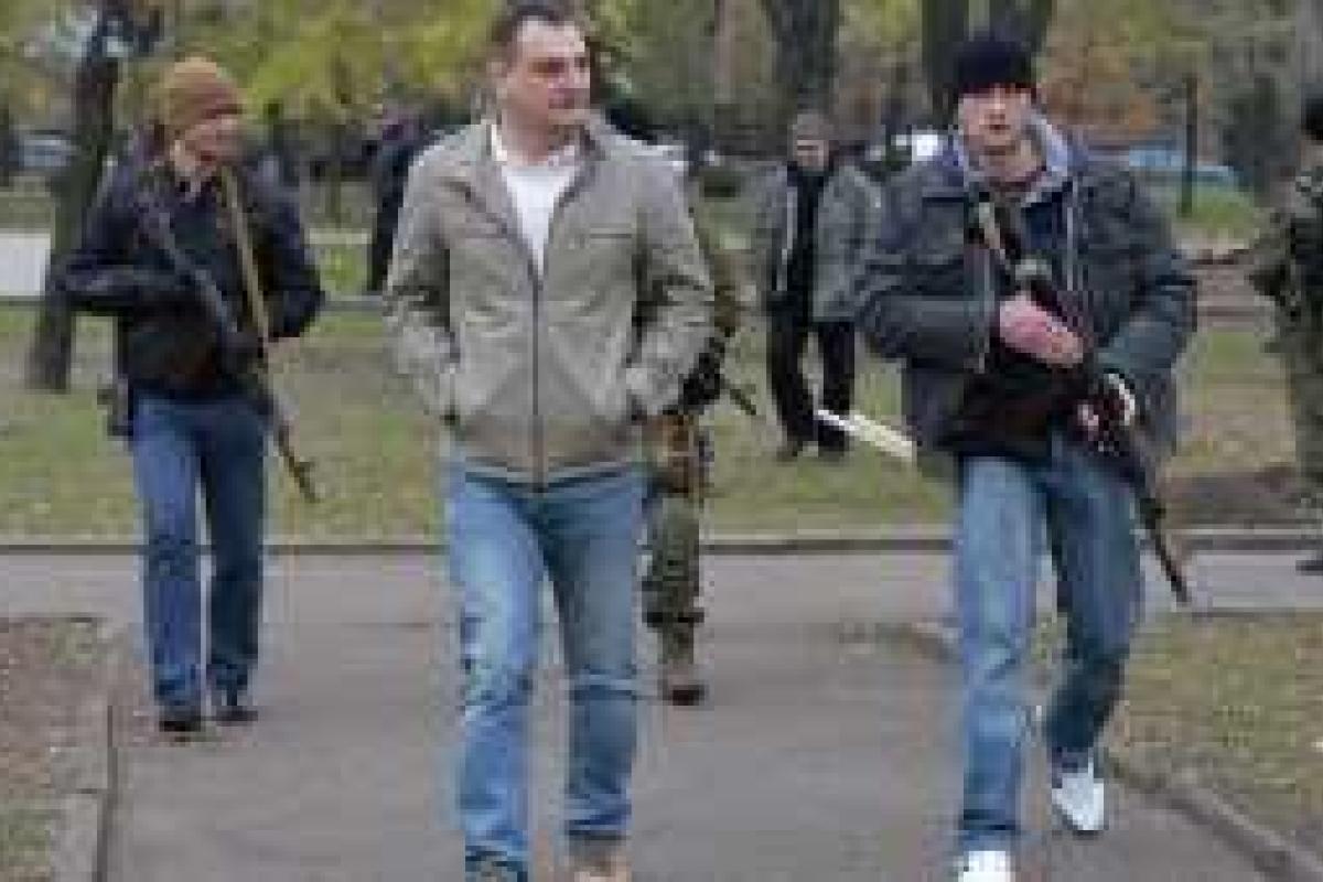 В Донецке после встречи с Захарченко таинственно исчез уволенный глава "ЦИК ДНР" Лягин В Донецке после встречи с Захарченко таинственно исчез уволенный глава "ЦИК ДНР" Лягин