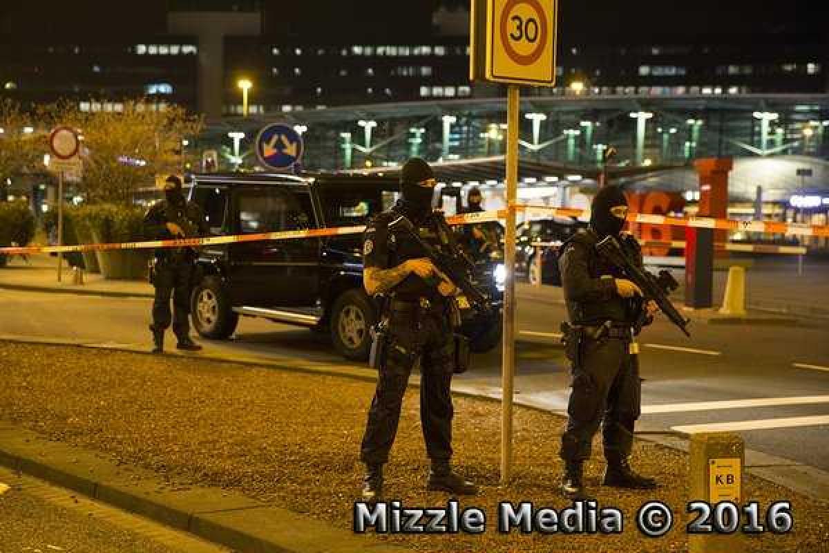 В Амстердаме угроза теракта: срочно эвакуирован аэропорт Схипхол, задержан один подозреваемый