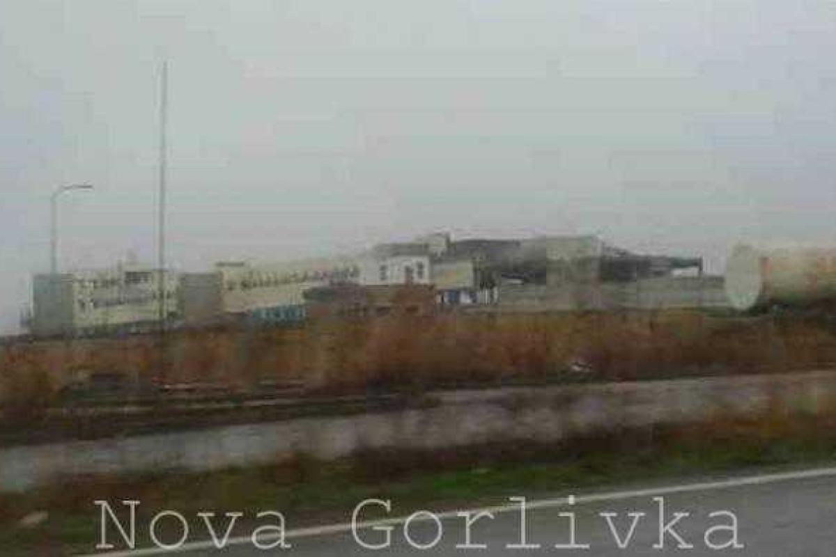 В Горловке оккупанты пустили на металлолом логистический центр В Горловке оккупанты пустили на металлолом логистический центр