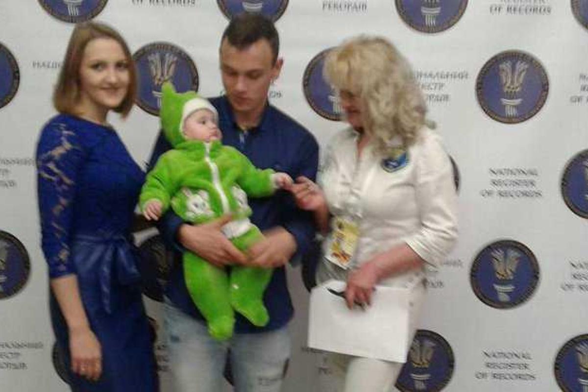 В Украине нашли самого молодого папу В Украине нашли самого молодого папу