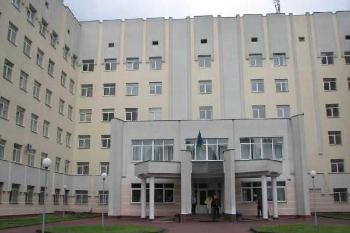 Из окна онкологической больницы во Львове выбросился пациент Из окна онкологической больницы во Львове выбросился пациент