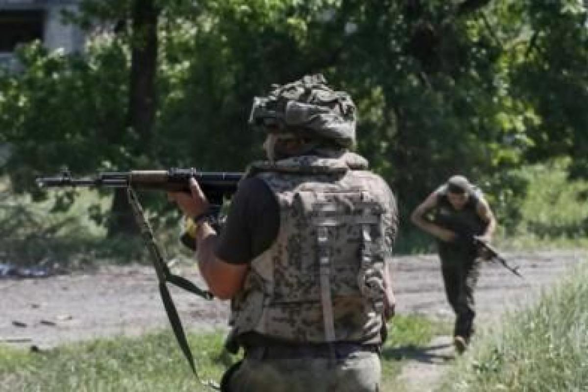 Под Мариуполем противник пытался зайти в тыл силам АТО и был обстрелян 