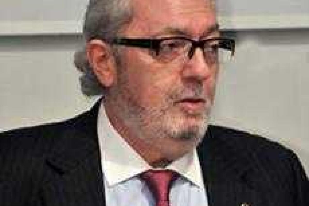 Глава ПАСЕ призвал Ереван и Баку сесть за стол переговоров