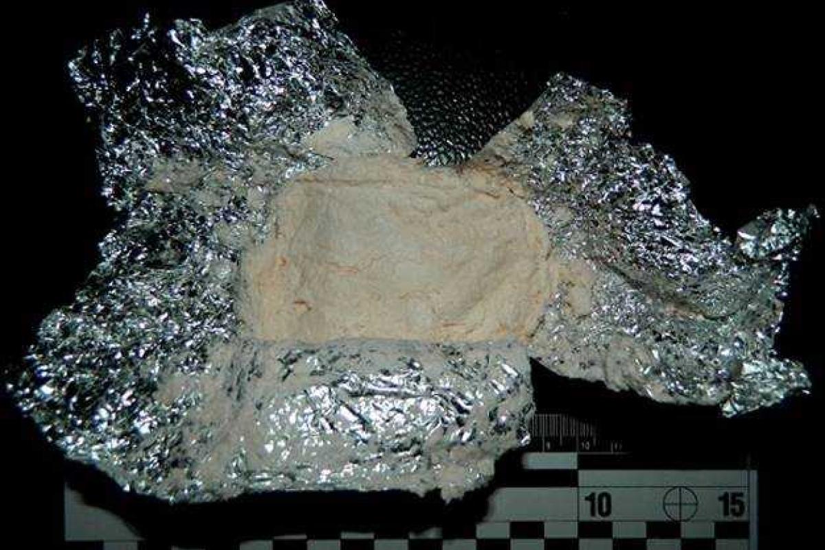 Ночью на столичной Оболони задержали мужчину с амфетамином Ночью на столичной Оболони задержали мужчину с амфетамином