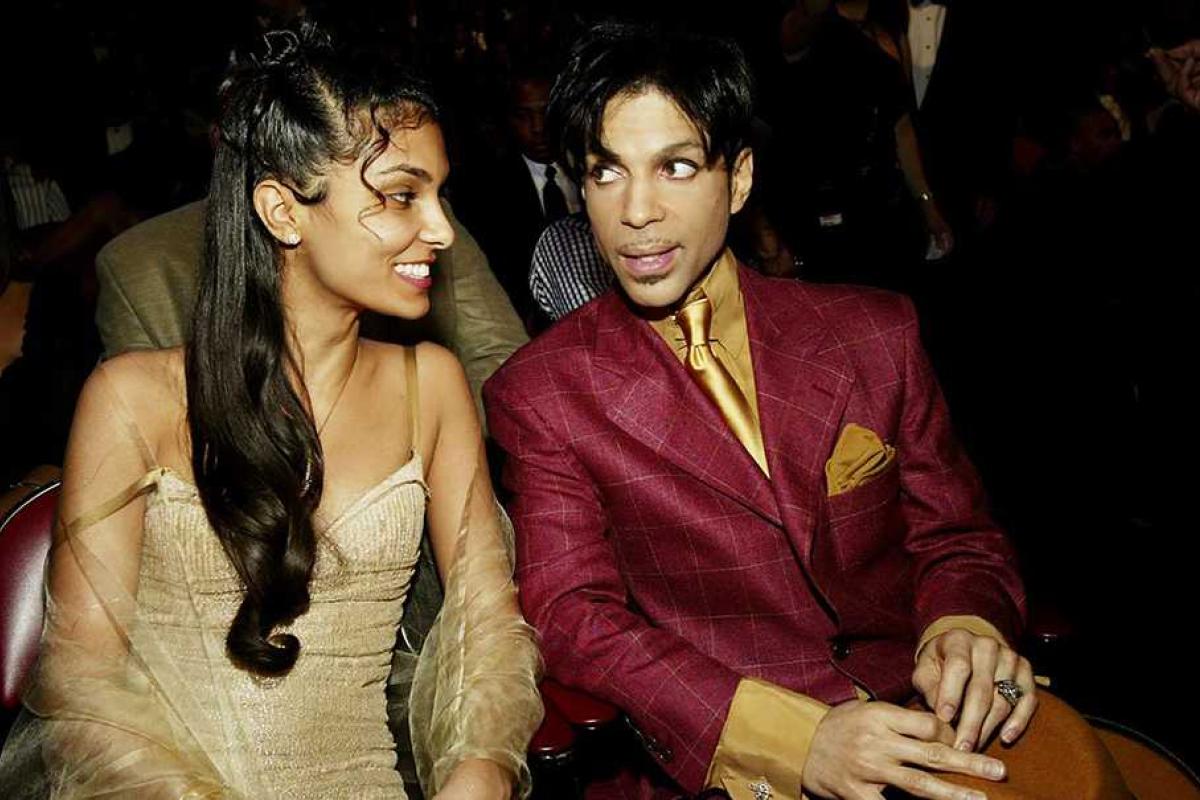 Певец Принс перед смертью не спал больше 6-ти суток 