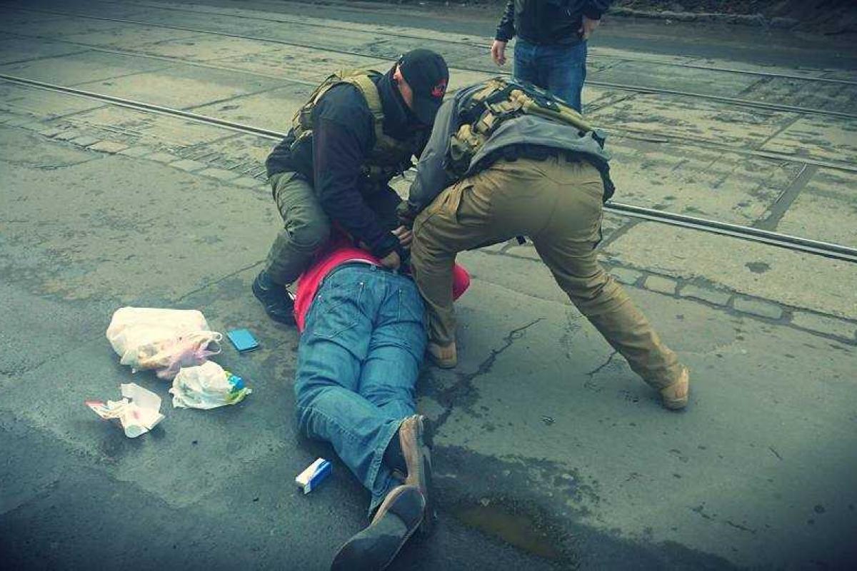 В Одессе борец с коррупцией попался на взятке В Одессе борец с коррупцией попался на взятке