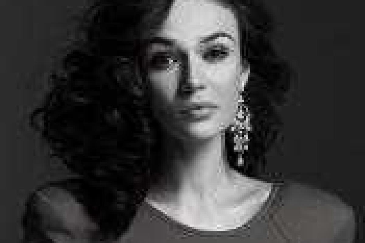 Бузова и Водонаева снимутся в совместной постельной сцене Бузова и Водонаева снимутся в совместной постельной сцене