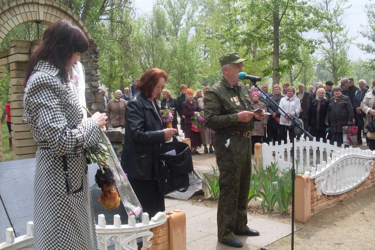 Сегодня в Рубежном чернобыльцы вспоминали аварию, рассказывали о своих проблемах Сегодня в Рубежном чернобыльцы вспоминали аварию, рассказывали о своих проблемах