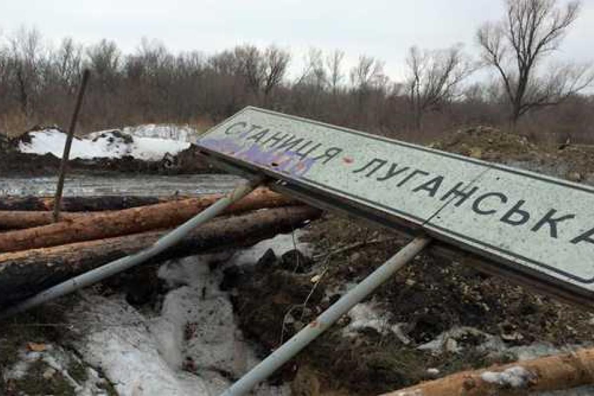 В Станице Луганской вновь звучали выстрелы, - Тука В Станице Луганской вновь звучали выстрелы, - Тука