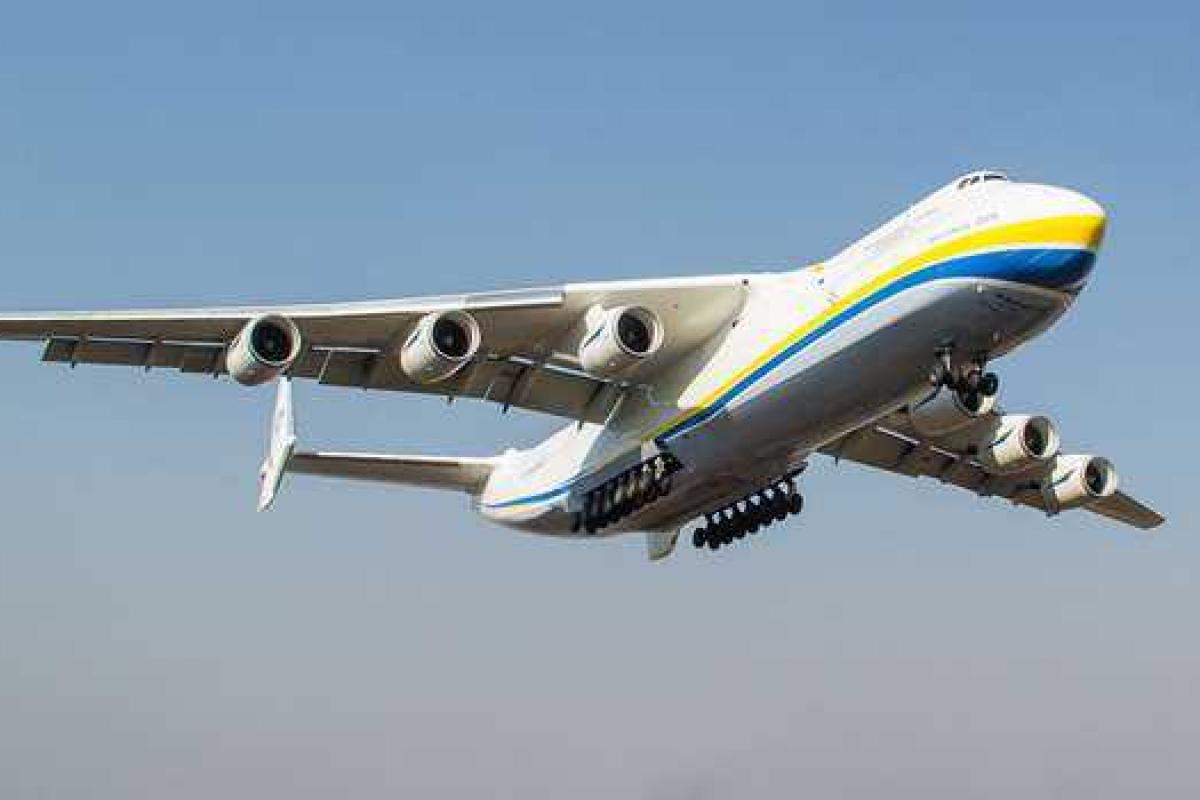 Фото экипажа самолета-гиганта «Мрия» вызвало восторг у пользователей сети